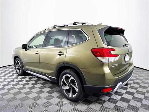 2023 Subaru Forester Touring