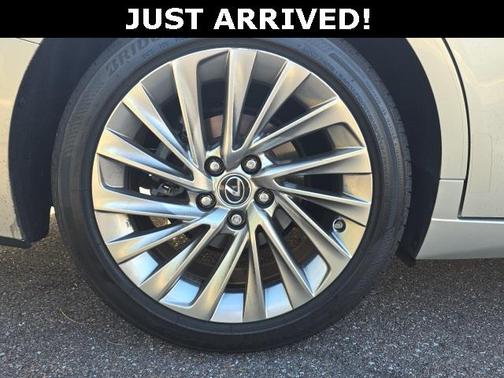 2019 Lexus ES 350 Ultra Luxury