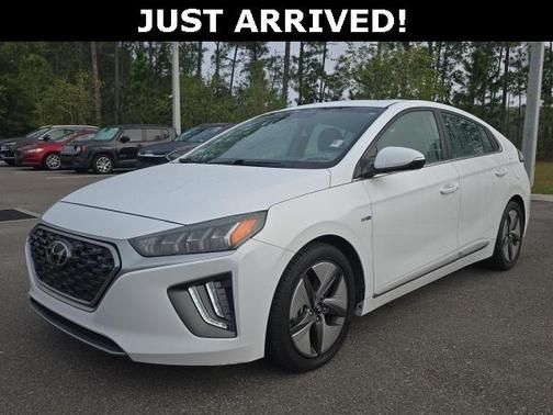 2020 Hyundai IONIQ Hybrid SEL