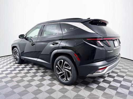 Phantom Black 2026 Hyundai TUCSON Limited