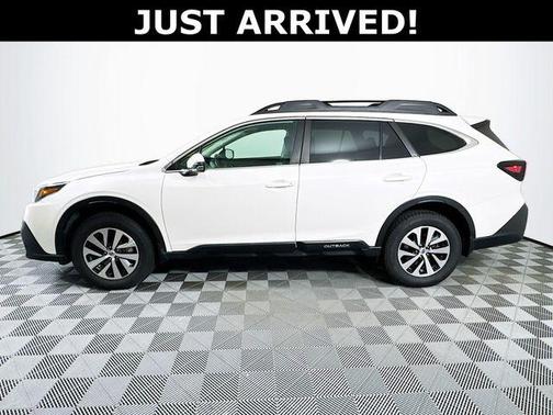Crystal White Pearl 2021 Subaru Outback Premium