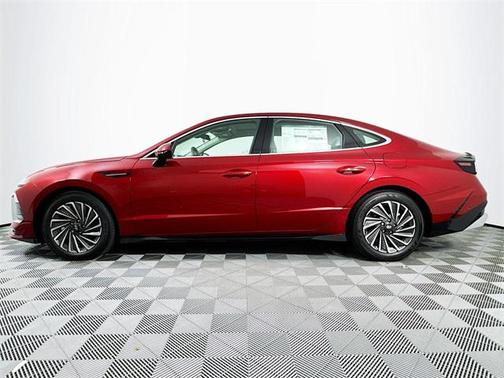 2025 Hyundai SONATA Hybrid Limited
