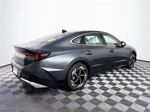 2026 Hyundai SONATA SEL