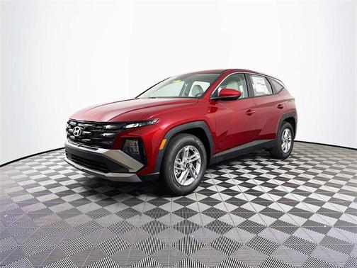 2025 Hyundai TUCSON SE