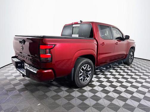 2024 Nissan Frontier SL