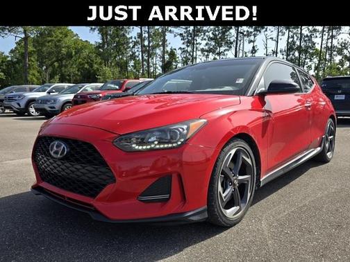 2019 Hyundai Veloster Base