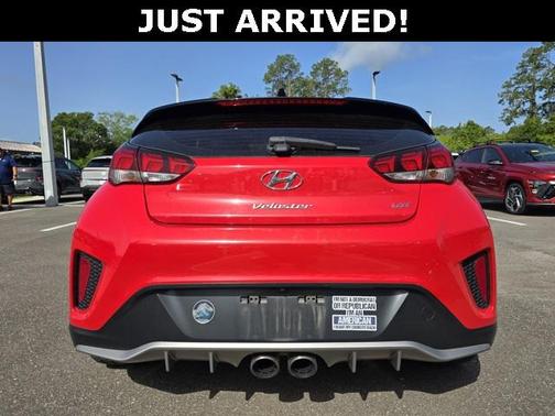 2019 Hyundai Veloster Base