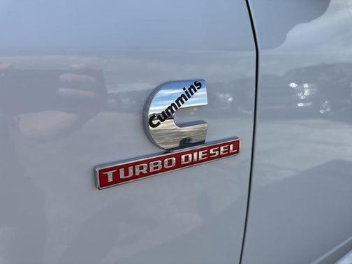 2025 RAM 2500 Tradesman Crew Cab 4x4 6'4' Box