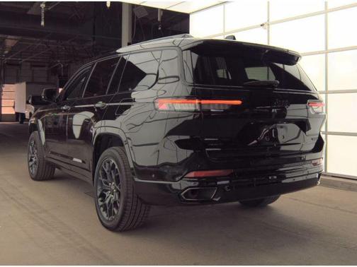 2024 Jeep Grand Cherokee L Summit