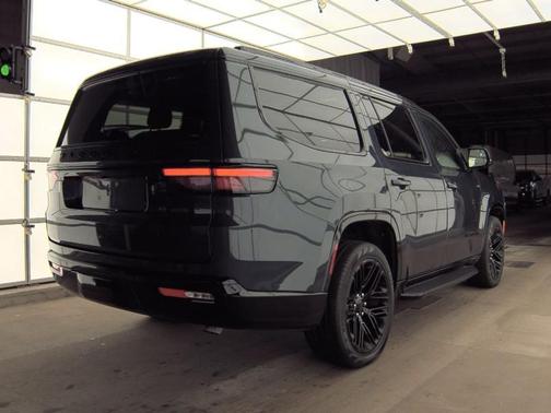 2024 Jeep Wagoneer Series II Carbide 4x4