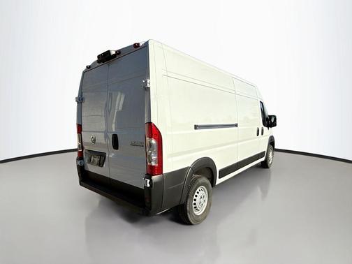 2025 RAM ProMaster 2500 Tradesman