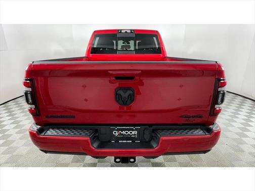 2022 RAM 2500 Laramie Crew Cab 4x4 6'4' Box
