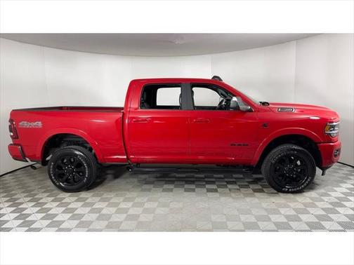 2022 RAM 2500 Laramie Crew Cab 4x4 6'4' Box