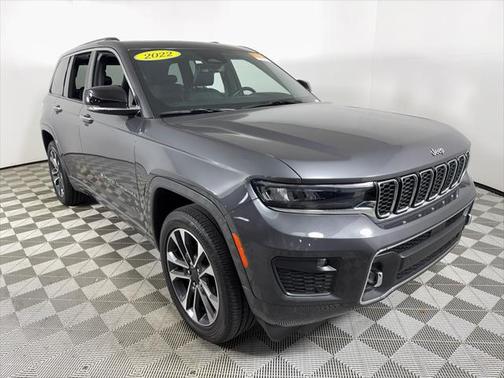 2022 Jeep Grand Cherokee Overland