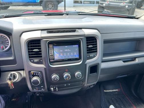 2016 RAM 1500 Tradesman/Express
