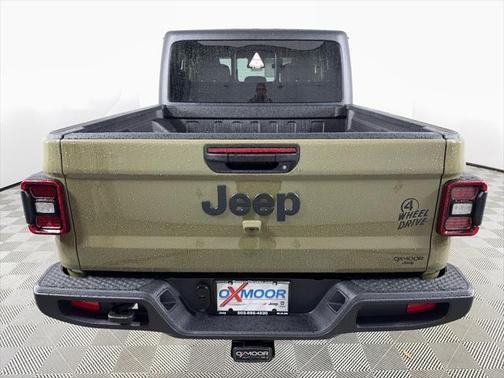 2025 Jeep Gladiator Willys