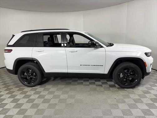 2025 Jeep Grand Cherokee Limited X