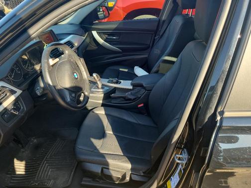 2016 BMW 320 i