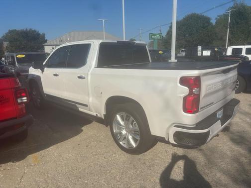 2025 Chevrolet Silverado 1500 High Country