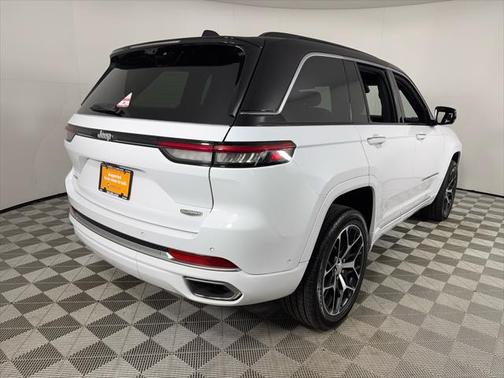 2024 Jeep Grand Cherokee Summit