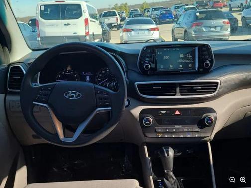 2021 Hyundai TUCSON SEL