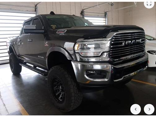 2020 RAM 2500 Laramie Crew Cab 4x4 6'4' Box