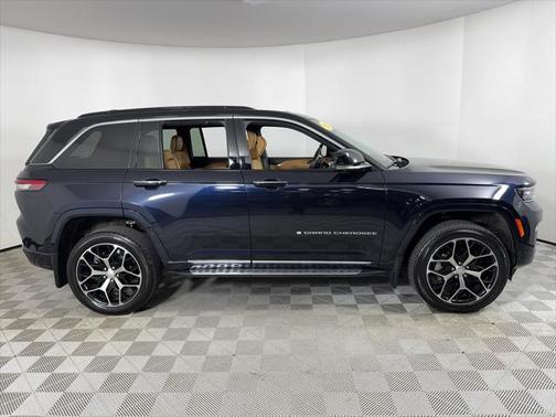 2024 Jeep Grand Cherokee Summit