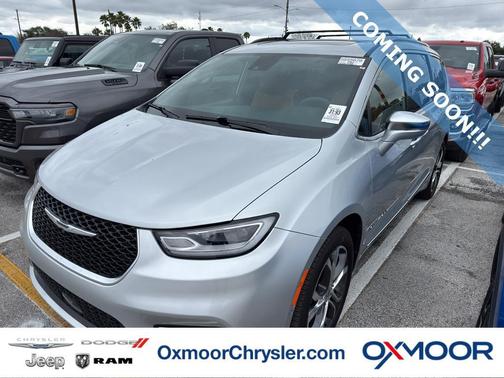 2024 Chrysler Pacifica L
