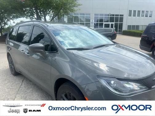 2020 Chrysler Pacifica L