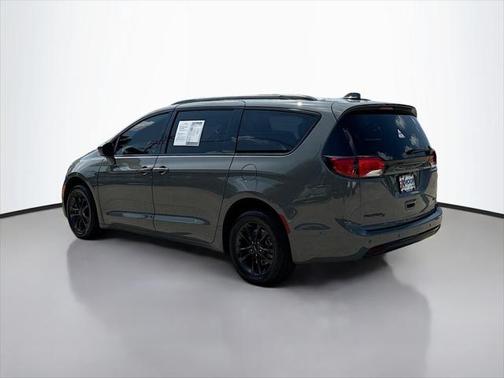2020 Chrysler Pacifica L