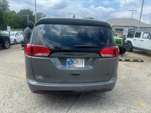 2020 Chrysler Pacifica L