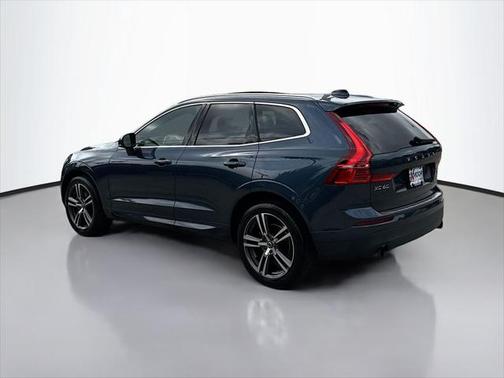 2019 Volvo XC60 T5 Momentum