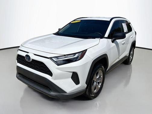 Ice Cap 2024 Toyota RAV4 Hybrid SE