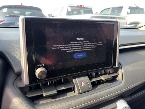 Ice Cap 2024 Toyota RAV4 Hybrid SE