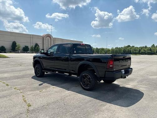 2025 RAM 2500 Tradesman Crew Cab 4x4 6'4' Box