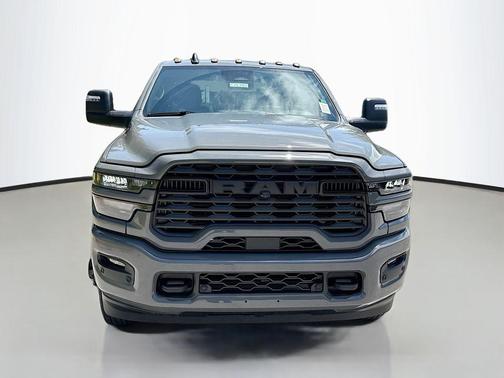 Ceramic Gray Clearcoat 2026 RAM 3500 Big Horn Crew Cab 4x4 8' Box