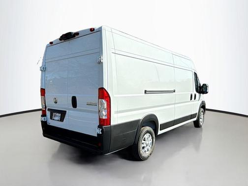 2026 RAM ProMaster 3500 High Roof