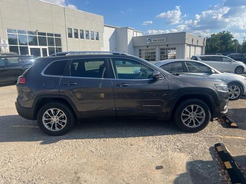 2021 Jeep Cherokee Latitude Lux