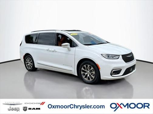 2024 Chrysler Pacifica L