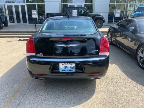 2020 Chrysler 300 Limited