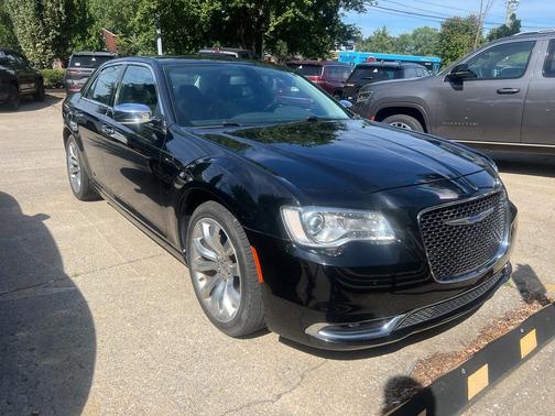 2020 Chrysler 300 Limited