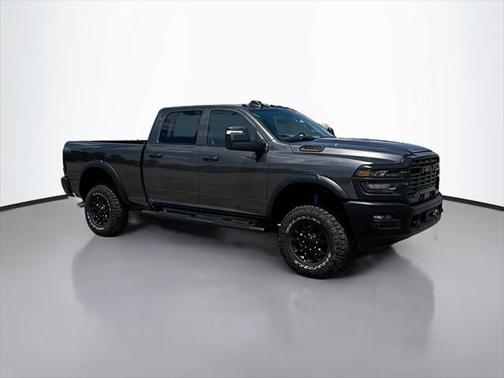 2025 RAM 2500 Tradesman Crew Cab 4x4 6'4' Box