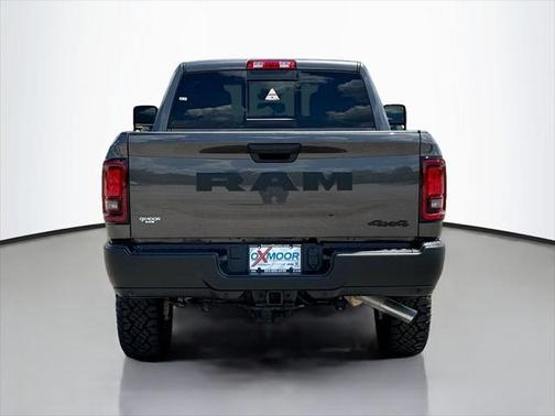 2025 RAM 2500 Tradesman Crew Cab 4x4 6'4' Box