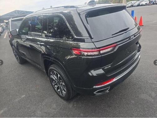 2023 Jeep Grand Cherokee Overland