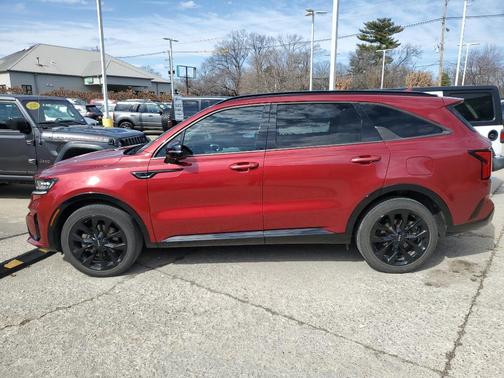 2022 Kia Sorento SX