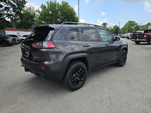2022 Jeep Cherokee Trailhawk
