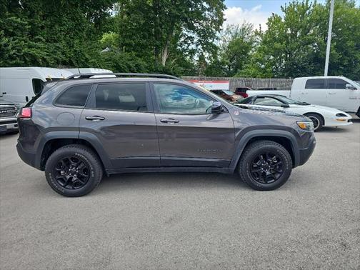 2022 Jeep Cherokee Trailhawk