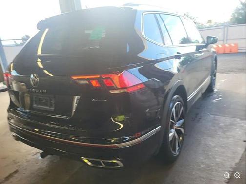 2022 Volkswagen Tiguan 2.0T SEL R-Line 4MOTION