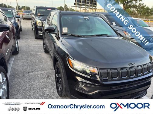 Diamond Black Crystal Pearlcoat 2022 Jeep Compass Latitude