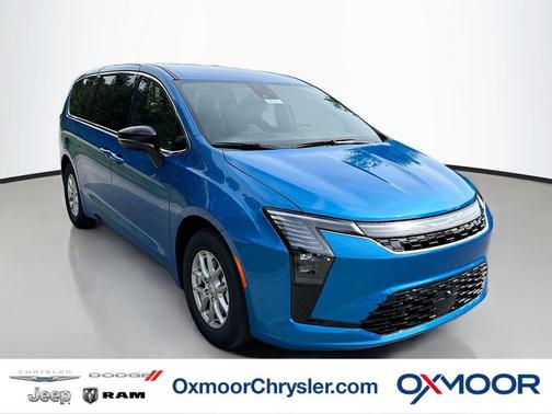 Hydro Blue Pearlcoat 2027 Chrysler Pacifica L